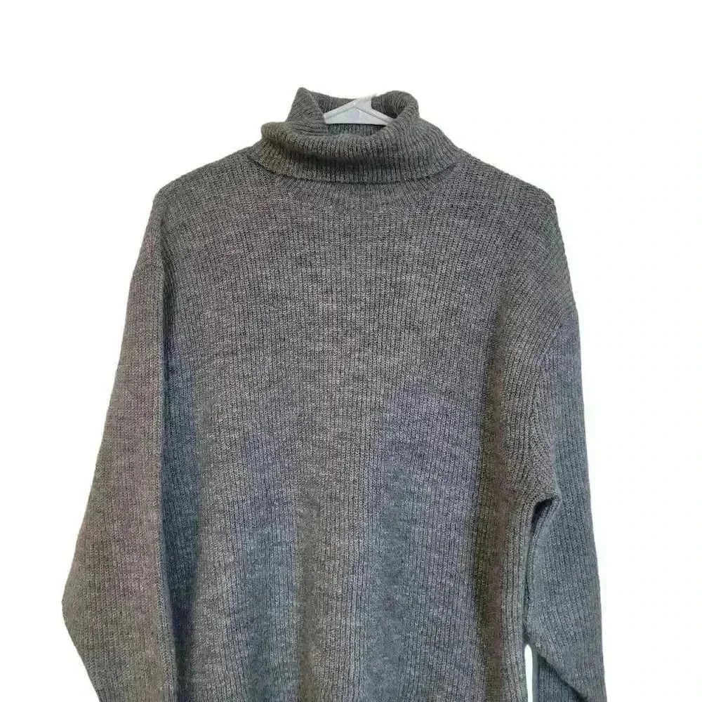 H&M Divided Women's Gray Acrylic/Poly/Wool/Spandex Knit Relaxed Fit Turtleneck S - Picture 2 of 8